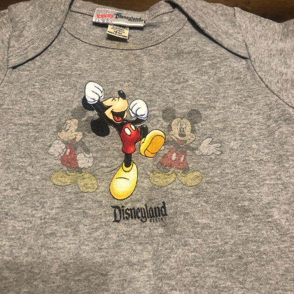 Mickey babysuit - Picture 2 of 5
